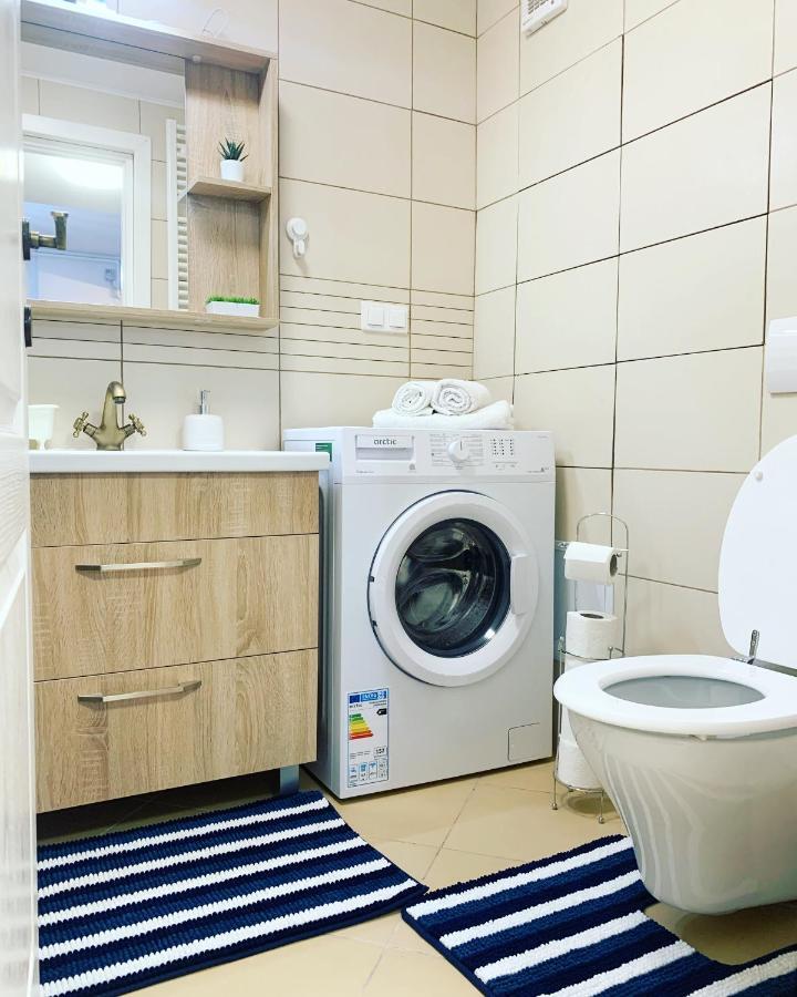 Vintage Home Сіная Екстер'єр фото